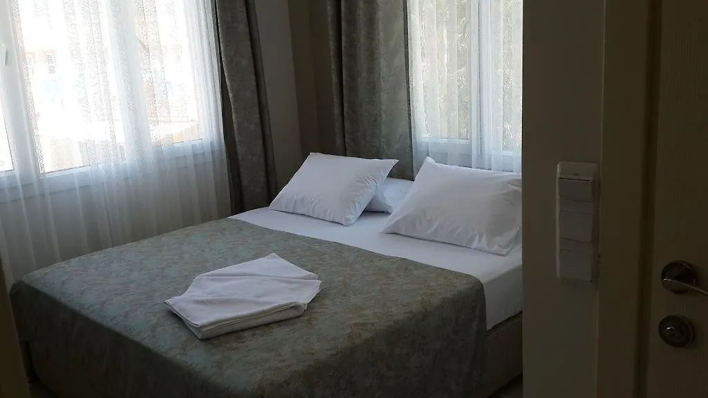Guest house Foca Palas Pension
